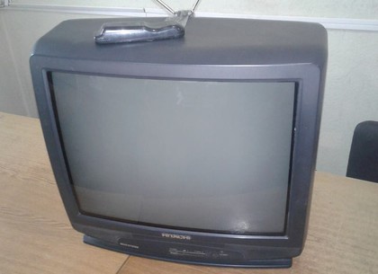 Из дома под Харьковом украли телевизоры