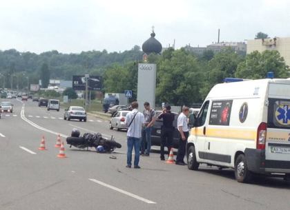 На Шевченко столкнулись внедорожник и мотоцикл (Обновлено, ФОТО)