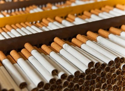 Кабмин отменит установление минимальных цен на сигареты