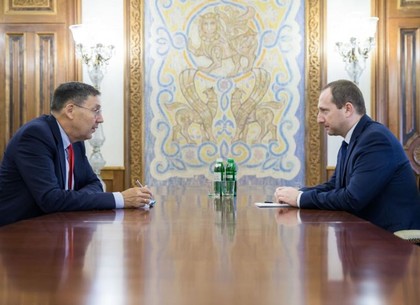 Игорь Райнин провел встречу с Директором Евразийского центра при Атлантическом совете США