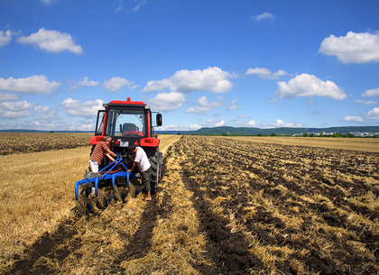 Харьковский фермер незаконно арендовал почти 70 га земли