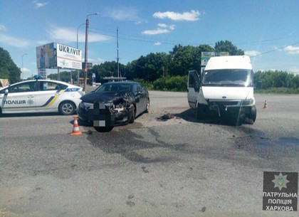 ДТП на выезде из Харькова: водитель попала в нетложку