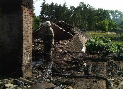 В Богодуховском районе тушили масштабный пожар (ФОТО)