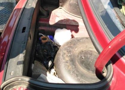 В машине приезжего из Луганщины нашли килограмм метадона (ФОТО)
