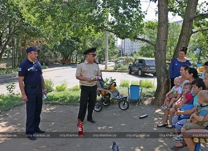 В Харькове спасатели и «Жилкомсервис» проверяют пожаробезопасность жилых домов (ФОТО)
