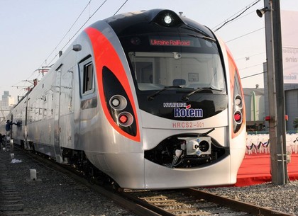«Укрзалізниця» планирует закупить новые скоростные поезда