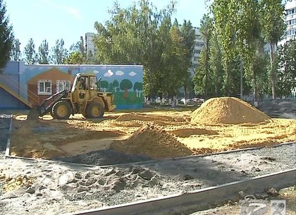 В детских садах Харькова строят современные стадионы