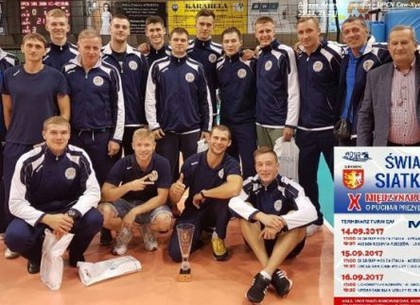 Харьковский «Локомотив» выиграл международный турнир в Польше