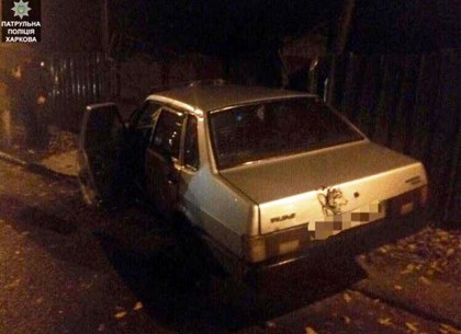 Пьяный водитель тормозил в забор на Салтовке (ФОТО)