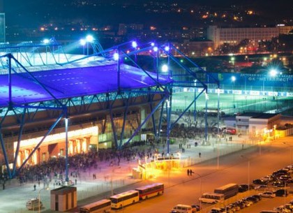Сколько полицейских соберется вечером на стадионе «Металлист»