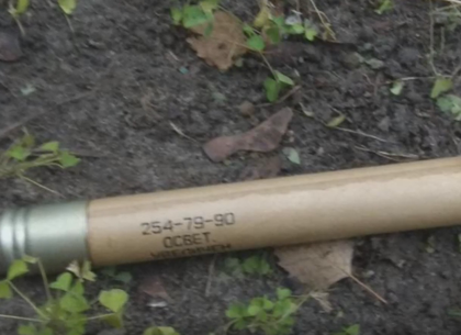 В Харькове мужчина бросил сигнальную ракету и угрожал взорвать дом (ВИДЕО)