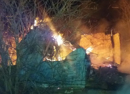 Обгоревшее тело мужчины нашли на пепелище под Харьковом