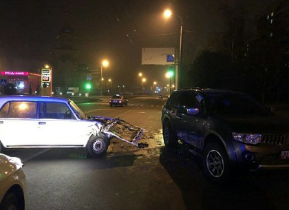 ДТП на Салтовке: водитель ВАЗа угодил в больницу