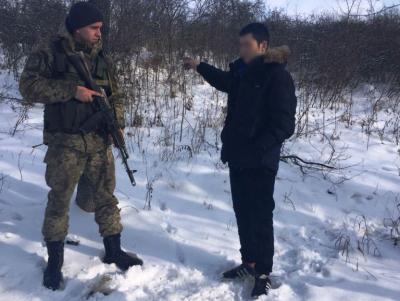 Россиянин с обмороженными конечностями попросил убежище у харьковских пограничников