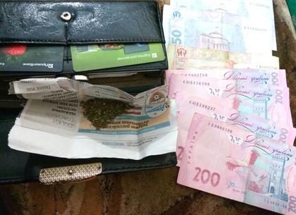 В Харькове задержали продавщицу наркотиков
