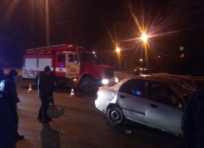 На Ахсарова столкнулись Daewoo и BMW: есть пострадавшие (ФОТО)