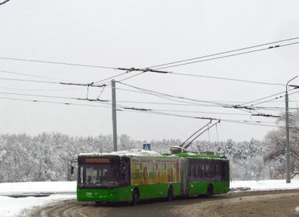 На Салтовке продолжают чинить контактную сеть: троллейбусы №34 и №42 временно изменят маршрут движения
