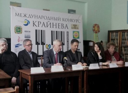 Юные пианисты примут участие в международном конкурсе Владимира Крайнева