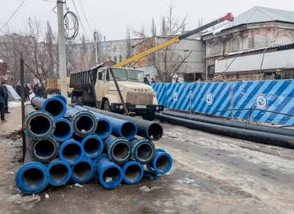 В Харькове устраняются повреждения на водопроводных магистралях