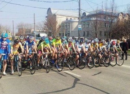 Юные велогонщики завоевали награды чемпионата Украины