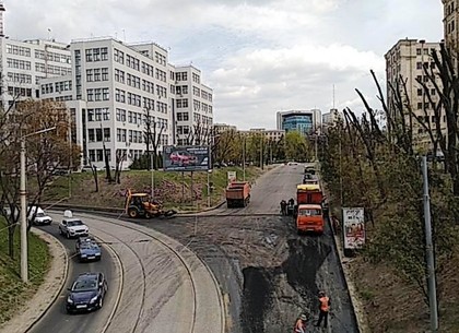 Где в Харькове ремонтируют дороги