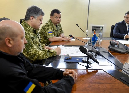 АТО закончена: Порошенко подписал указ о начале операции Объединенных сил