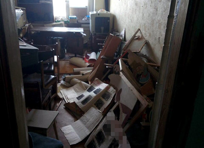 Неизвестные устроили погром в офисе «Трудовой Харьковщины»