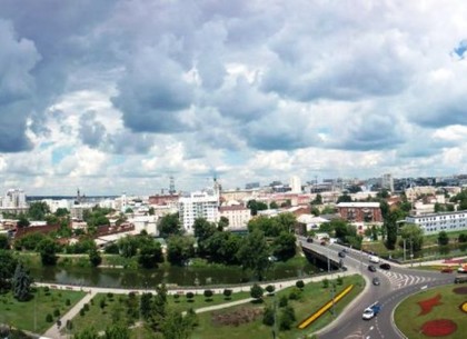 На выходных в Харькове - облачно и до 22 градусов тепла