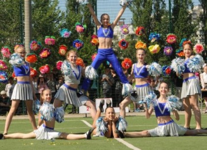 В Киевском районе подвели итоги турнира по черлидингу среди школьников