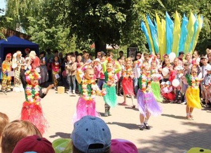 На бульваре Юрьева прошел праздник ко Дню защиты детей