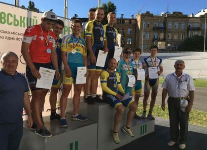 Харьковский «трековик» стал трехкратным чемпионом Украины