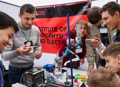 Эксперименты харьковских Научных пикников покажут на международном фестивале в Польше