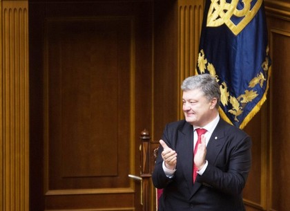 Это победа Украины – Президент о принятии Закона об антикоррупционном суде