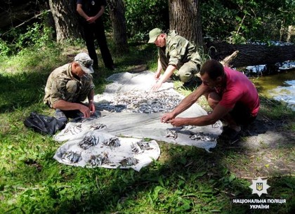 Полицейские задержали браконьера с уловом почти на 60 тысяч гривен