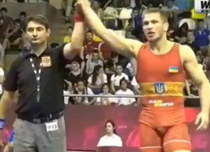 Харьковский борец стал серебряным призером чемпионата Европы