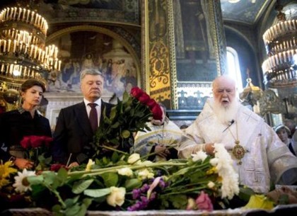 Самое большое и самое ценное его произведение - Независимость Украины - Президент попрощался с поэтом Иваном Драчом