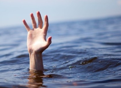В реке под Харьковом утонули двое парней