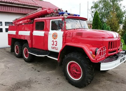 Харьковщина: пожарные спасли две хозяйственные постройки от огня (ФОТО)