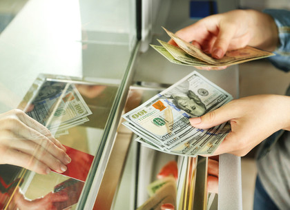 С 1 июля в Украине упрощен обмен валют