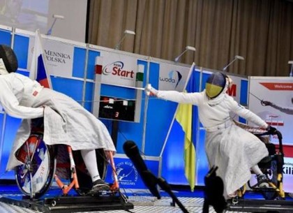 Евгения Бреус успешно выступила на Кубке мира по фехтованию на колясках