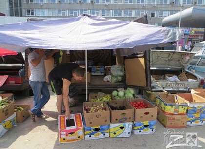 В Харькове будут бороться с незаконным размещением объектов и стихийной торговлей