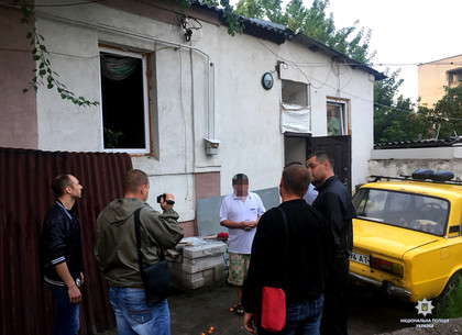 В Харькове гражданин Таджикистана открыл нелегальный канал для азиатов, желающих попасть в Европу (ВИДЕО)