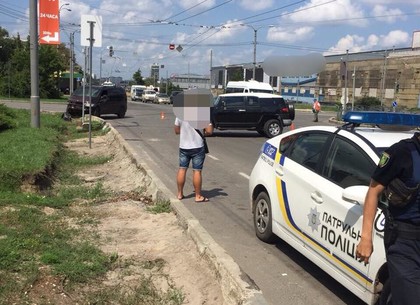 На Московском проспекте столкнулись три авто, пострадал водитель