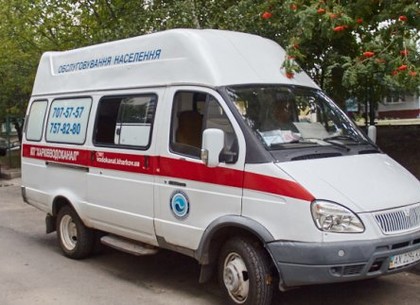 Нападение на сотрудника «Харьковводоканала»: задолжавший за коммуналку жилец избил и столкнул контролера с лестницы
