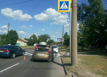 ДТП в Харькове: Ford отправил велосипедиста в больницу