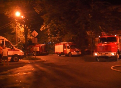 Ночные пожары в центре Харькова - на улице Дарвина горели гаражи (ФОТО и ВИДЕО)