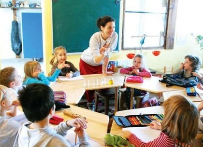 Первый звонок в школах Харькова прозвенит 3 сентября