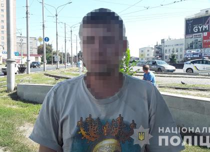 На проспекте Гагарина водитель маршрутки задержал вора