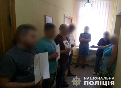 В Харькове задержан любитель вырывать сережки из ушей бабушек (ФОТО)
