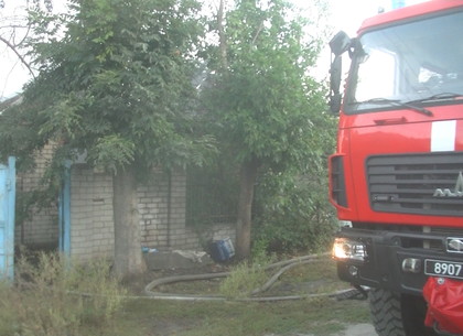 Пожар унес жизни двух человек в Киевском районе (ФОТО)